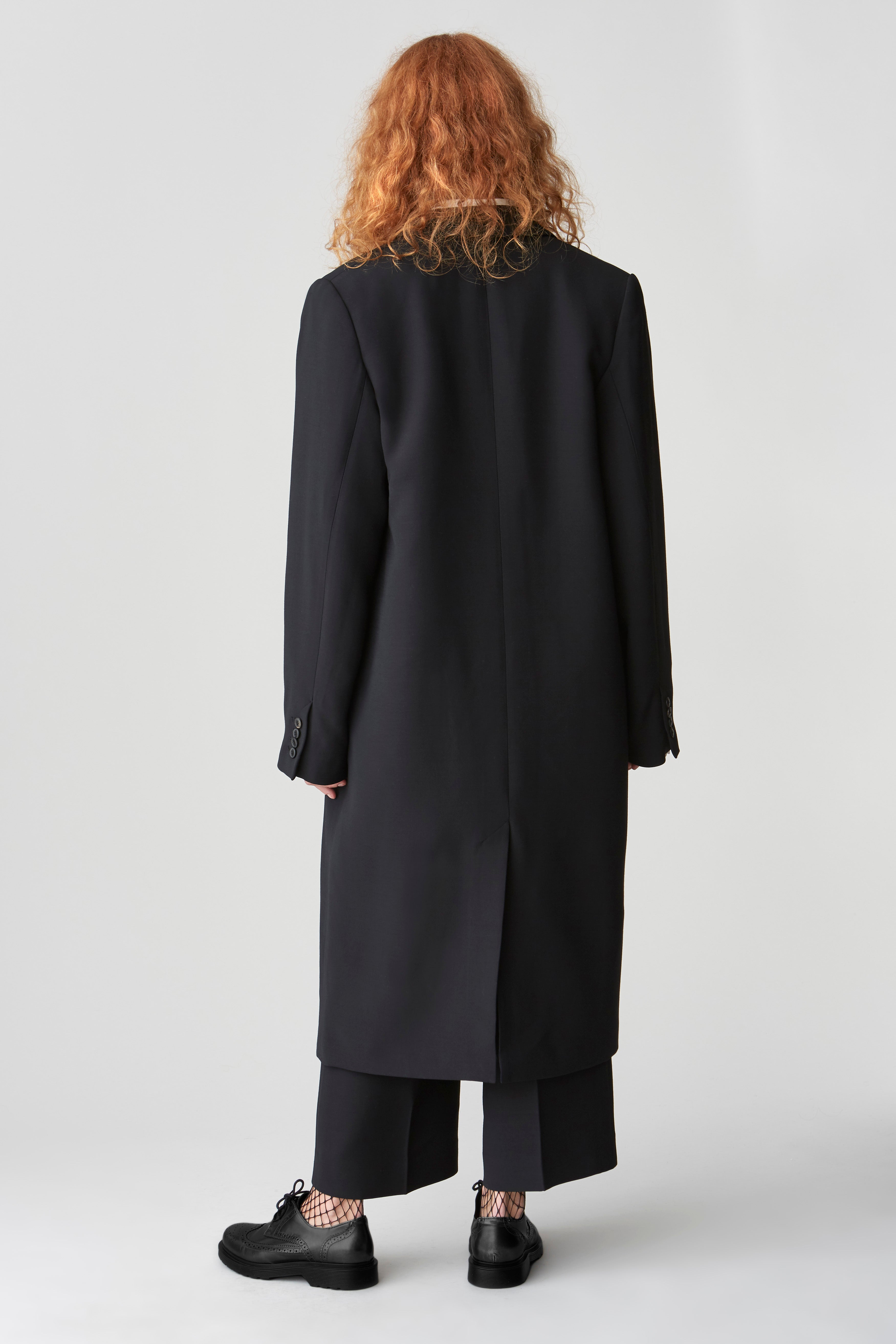Single breasted women's black coat – BLMBRG